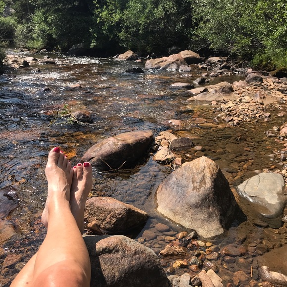 Meet your Posher, Beth - Picture 1 of 1